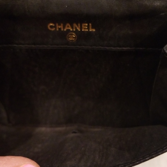 Chanel Black Caviar CC Wallet - Picture 7 of 8